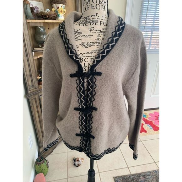 Nordic Design Tan & Black Wool Cardigan - Picture 9 of 11